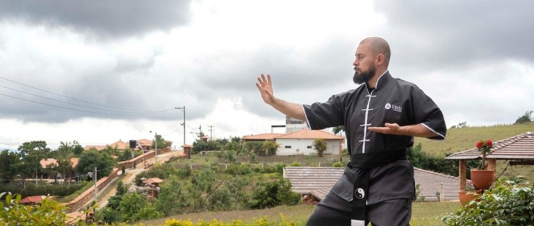 🌿 Qigong para Bienestar – Energía, calma y equilibrio desde tu hogar